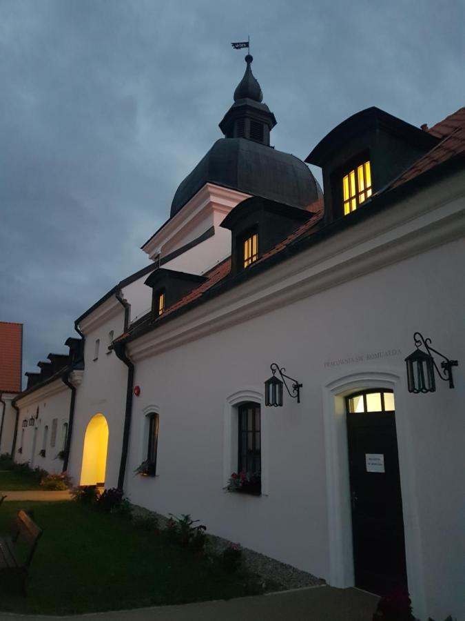 Pokamedulski Klasztor W Wigrach Wigry Exterior photo