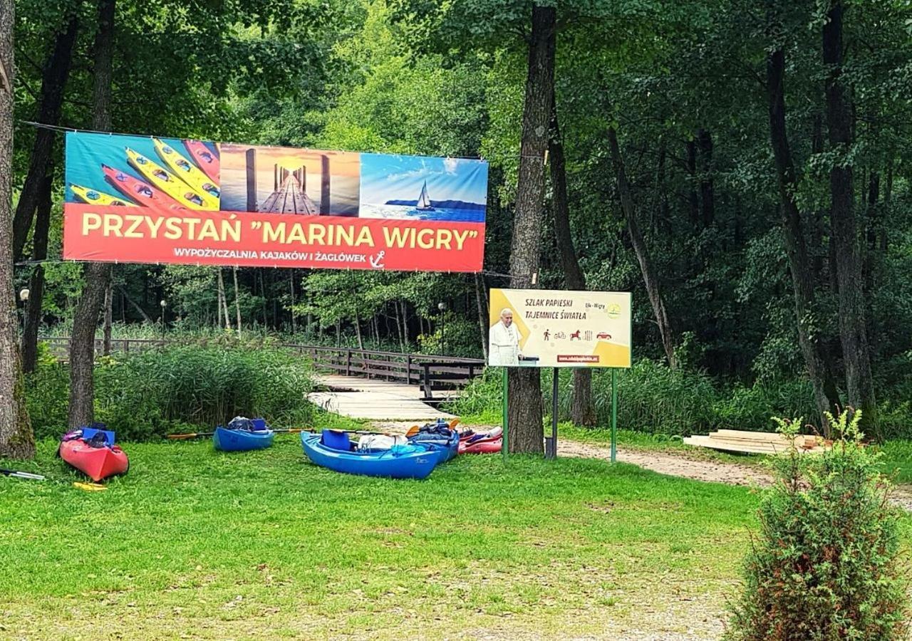 Pokamedulski Klasztor W Wigrach Wigry Exterior photo